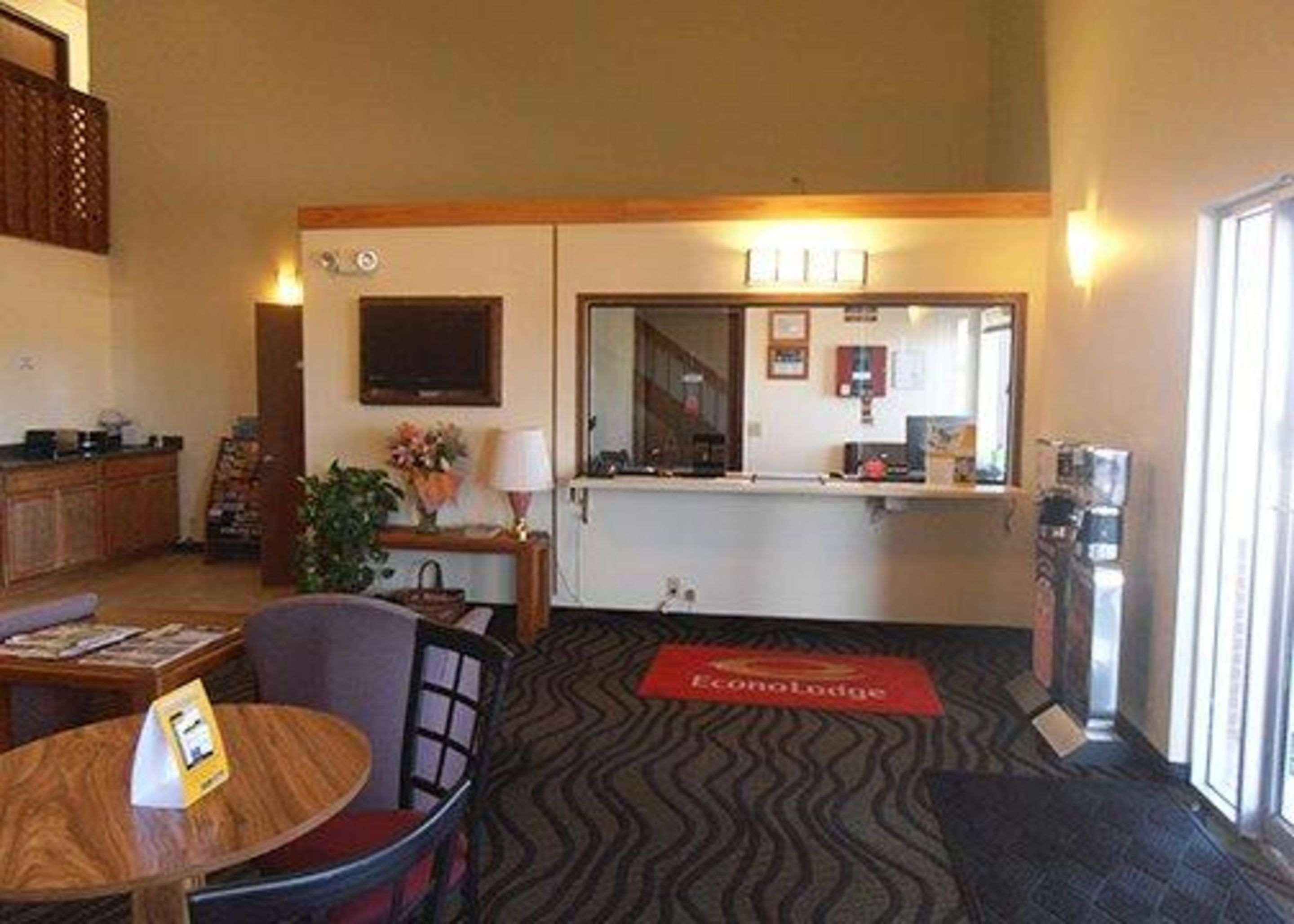 Econo Lodge La Junta Exterior photo
